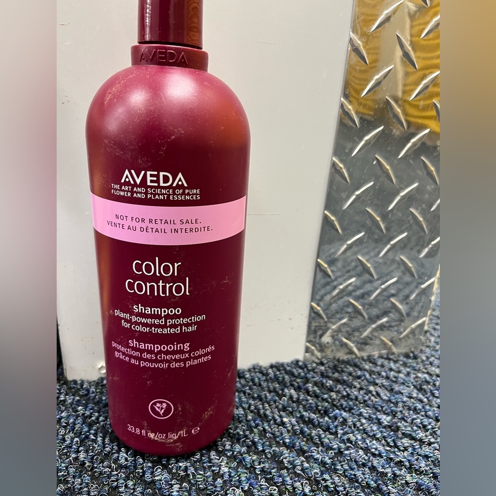AVEDA Color Control Shampoo Liter